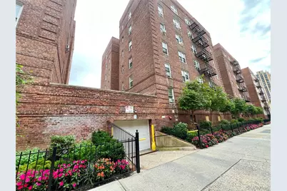 2080 Barnes Avenue #5B, Bronx, NY 10462 - Photo 6