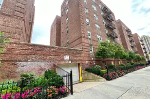 2080 Barnes Ave, Bronx, NY 10462 - Photo 6