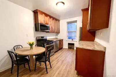 2080 Barnes Avenue #5B, Bronx, NY 10462 - Photo 4