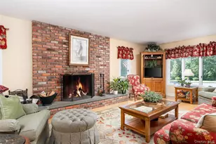 21 Bay Ave W, Hampton Bays, NY 11946 - Photo 10