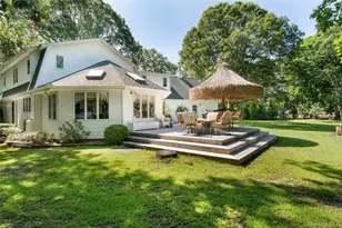 21 Bay Ave W, Hampton Bays, NY 11946 - Photo 36