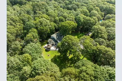 21 Bay Avenue W, Hampton Bays, NY 11946 - Photo 48