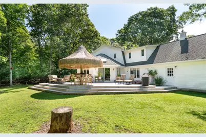 21 Bay Avenue W, Hampton Bays, NY 11946 - Photo 38