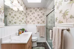 21 Bay Ave W, Hampton Bays, NY 11946 - Photo 28