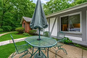 452 Birchwood Rd, Medford, NY 11763 - Photo 2