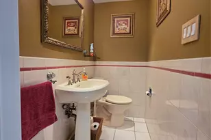 177 Forest Dr, Jericho, NY 11753 - Photo 16