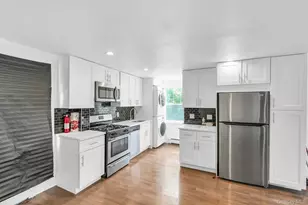 36B Avenue A, Port Washington, NY 11050 - Photo 8