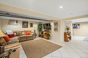 10-03 149th St, Whitestone, NY 11357 - Photo 20