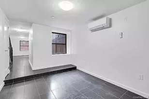 286 W 137th St, New York, NY 10030 - Photo 10