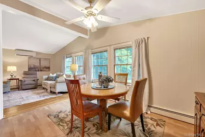 34 Crestwood Lane, Ronkonkoma, NY 11779 - Photo 8
