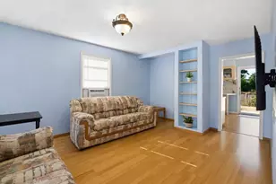 236 Husted St, Port Chester, NY 10573 - Photo 6