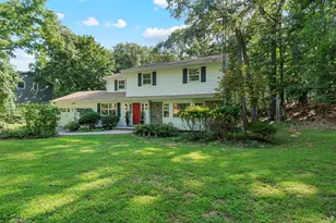 5 Harbor Ct, Centerport, NY 11721 - Photo 4