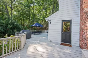 5 Harbor Ct, Centerport, NY 11721 - Photo 8