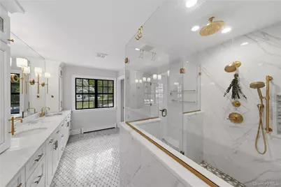 21 Sleepy Lane, Melville, NY 11747 - Photo 14