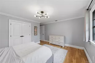 21 Sleepy Ln, Melville, NY 11747 - Photo 6