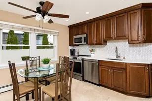 1453 10th St, West Babylon, NY 11704 - Photo 8