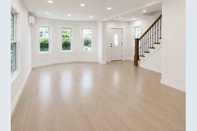 39 Rathbun Avenue, White Plains, NY 10606 - Photo 6