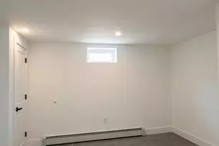 115-88 220th St, Cambria Heights, NY 11411 - Photo 16