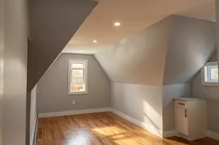 115-88 220th St, Cambria Heights, NY 11411 - Photo 10