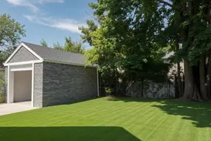 115-88 220th St, Cambria Heights, NY 11411 - Photo 2