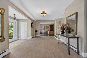36 Arbor Ln, Dix Hills, NY 11746 - Photo 6