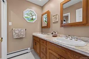 36 Arbor Ln, Dix Hills, NY 11746 - Photo 34