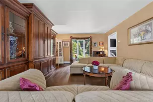 36 Arbor Ln, Dix Hills, NY 11746 - Photo 12