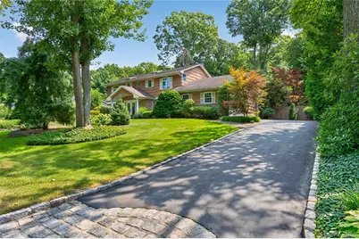 36 Arbor Lane, Dix Hills, NY 11746 - Photo 4