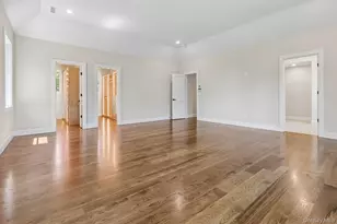 41 Potters Ln, New Rochelle, NY 10805 - Photo 30