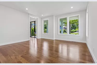 41 Potters Lane, New Rochelle, NY 10805 - Photo 10