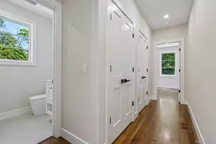 41 Potters Ln, New Rochelle, NY 10805 - Photo 16
