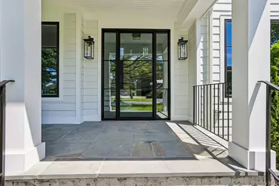 41 Potters Lane, New Rochelle, NY 10805 - Photo 2