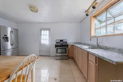 84 State Avenue, Wyandanch, NY 11798 - Photo 6