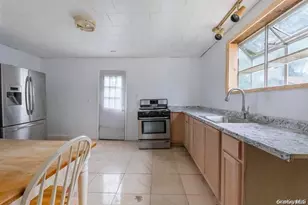 84 State Ave, Wyandanch, NY 11798 - Photo 6