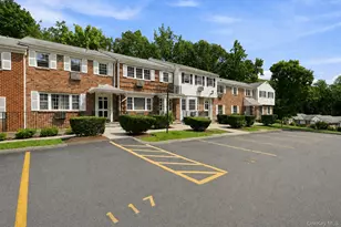 210 Woodland Hills Rd, White Plains, NY 10603 - Photo 26