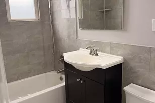 25 Trinity Pl, New Rochelle, NY 10805 - Photo 4