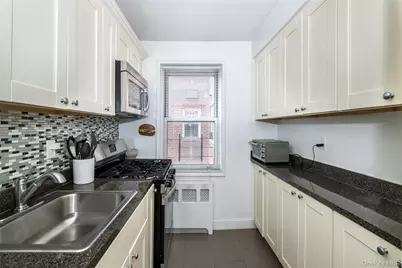 60 Locust Avenue #A-609, New Rochelle, NY 10801 - Photo 18