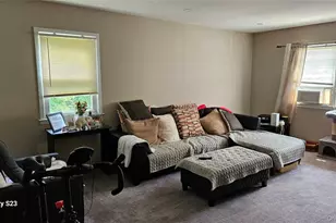 42 Chatsworth Pl, New Rochelle, NY 10801 - Photo 6
