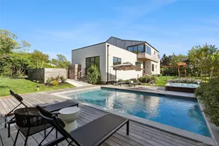 29 Monroe Dr, Montauk, NY 11954 - Photo 2
