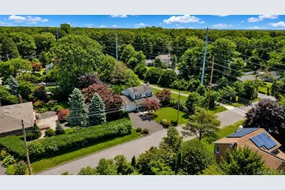 105 Harrison Avenue, Miller Place, NY 11764 - Photo 10