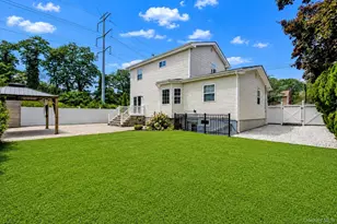 105 Harrison Ave, Miller Place, NY 11764 - Photo 30