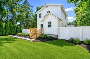 13 Graham Pl, Nesconset, NY 11767 - Photo 4