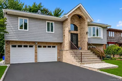 46 Valley Lane E, Valley Stream, NY 11581 - Photo 2