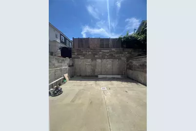 106-14 Astoria Boulevard, East Elmhurst, NY 11369 - Photo 8
