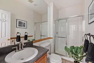1 Fox Holw Ct, Dix Hills, NY 11746 - Photo 18