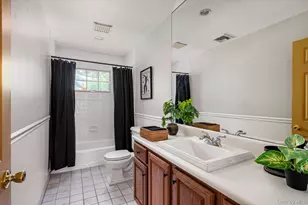 1 Fox Holw Ct, Dix Hills, NY 11746 - Photo 26
