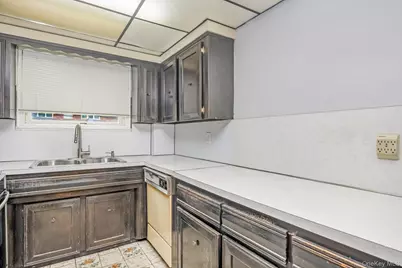 58-30 75th Street, Middle Village, NY 11379 - Photo 16