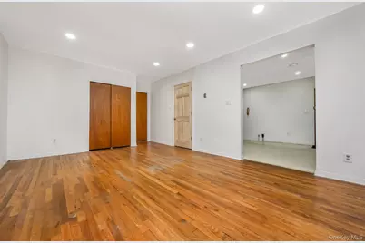 58-30 75th Street, Middle Village, NY 11379 - Photo 6