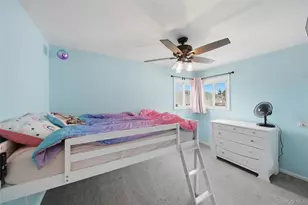 4 Farragut Ave, Lindenhurst, NY 11757 - Photo 6