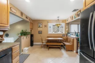 2440 Wallen Ln, Bellmore, NY 11710 - Photo 18